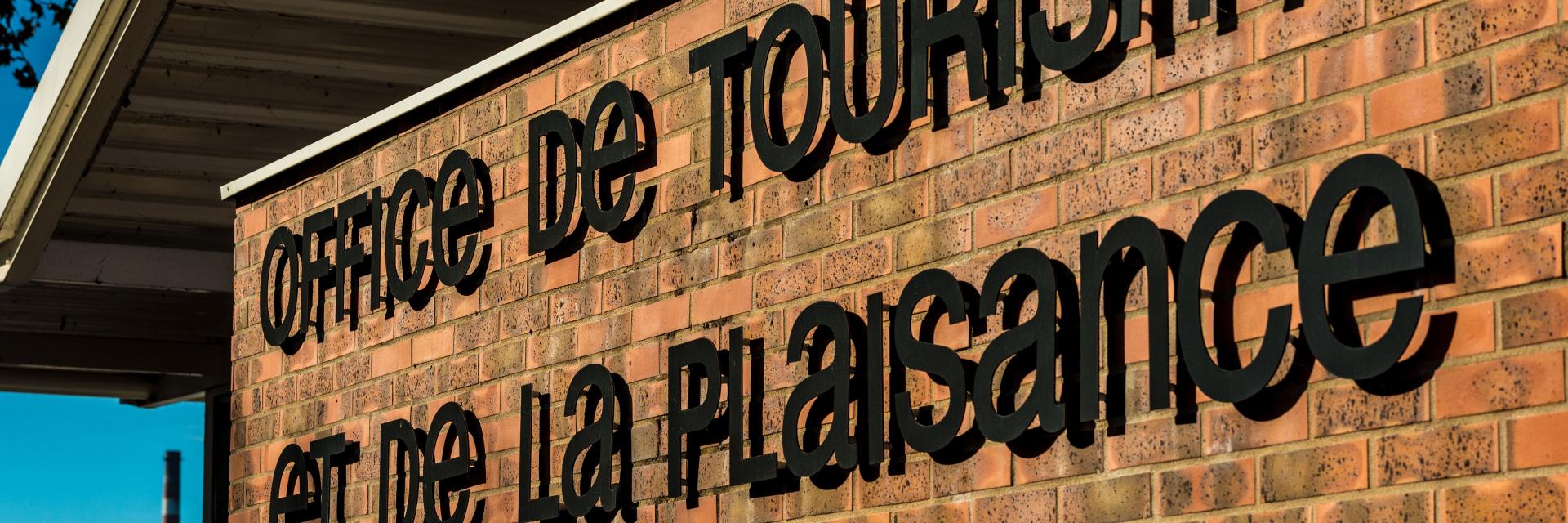 Facade of Montceau tourist information office.