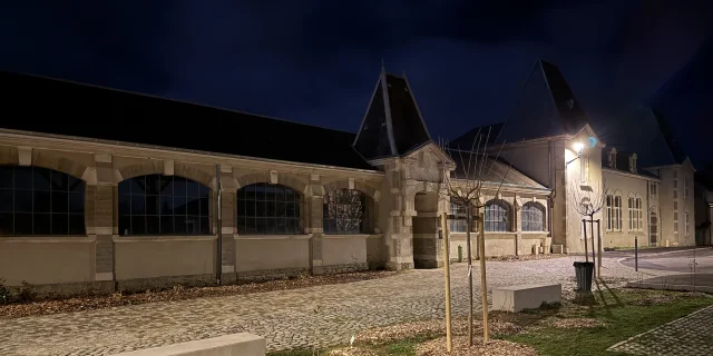 École élementaire Jeannette Guyot.